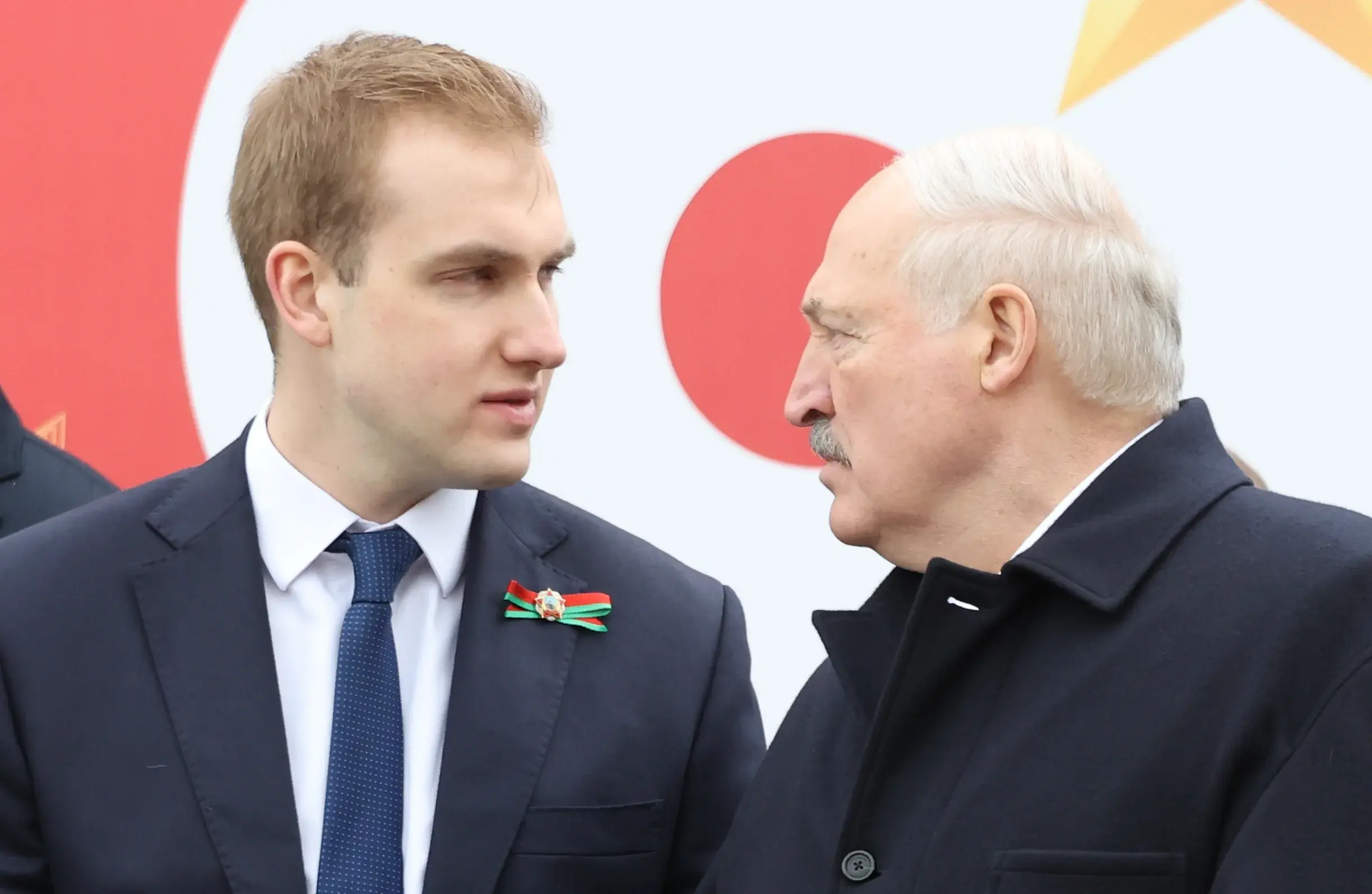 🔥🔥🔥Сын Батьки Коля служит в Армии? Это чего такое? Лукашенко сам выбрал самое сложное подразделение?